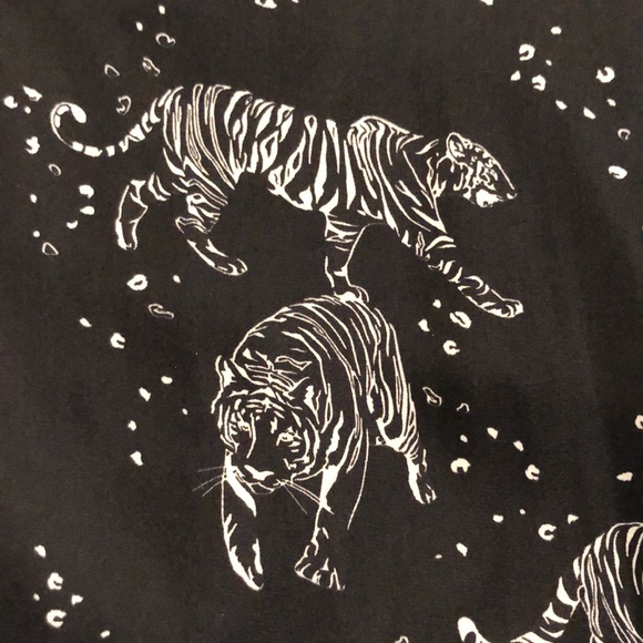 BNWT DAVID LERNER NEW YORK BLACK TIGER CAMI - Picture 6 of 10